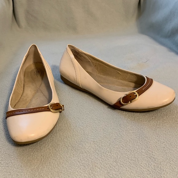 G.H. Bass & Co Matilda Flats - Picture 5 of 5